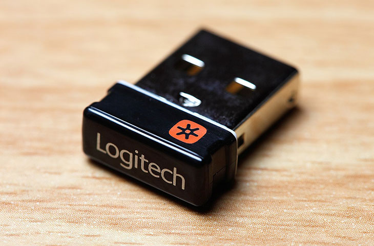 h-ng-d-n-c-i-t-s-d-ng-chu-t-kh-ng-d-y-th-ng-hi-u-logitech-khi-m-t